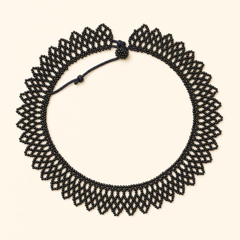 Collar de chaquiras negro